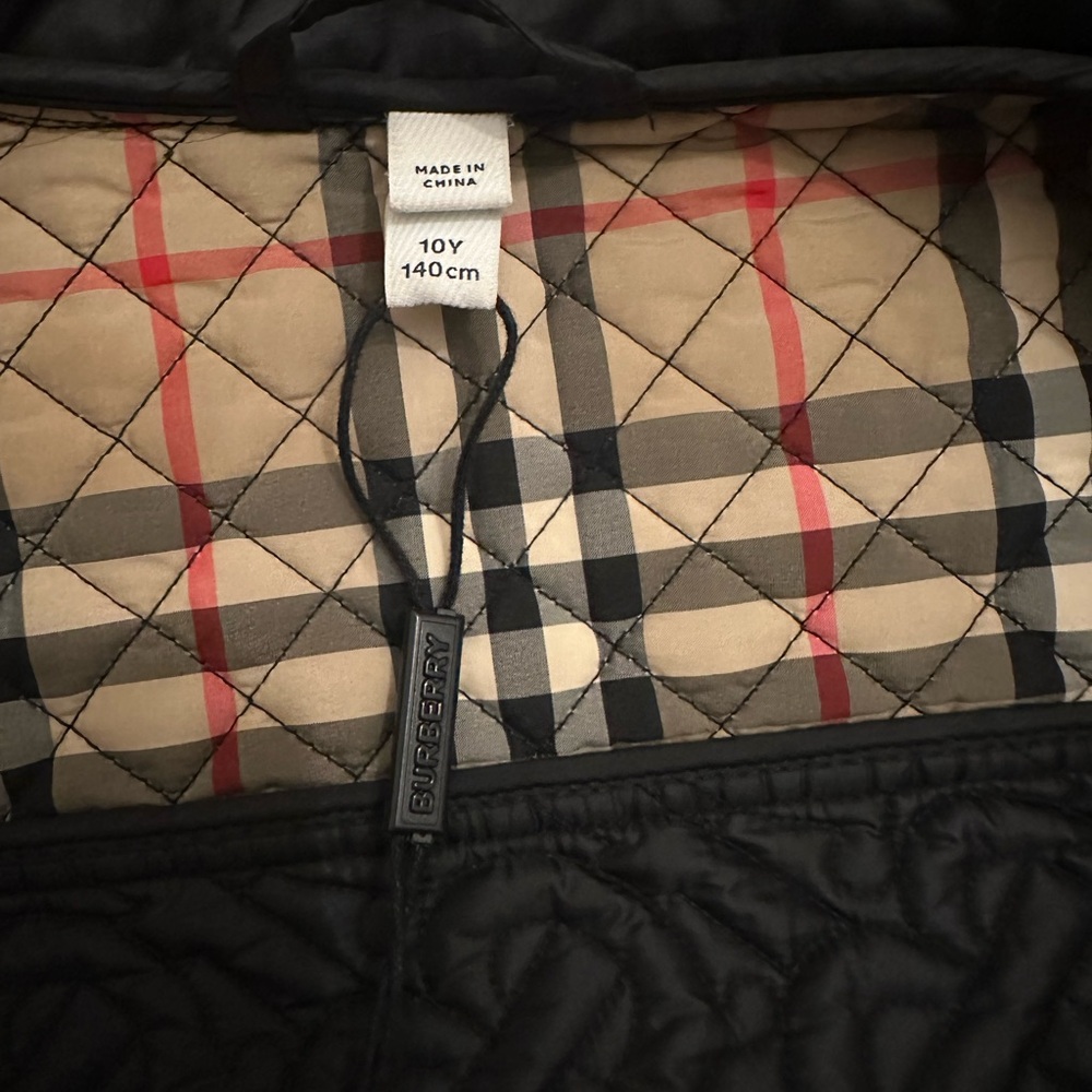 Burberry Black vest with Check Lining